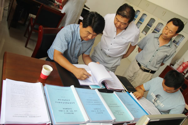 市交通運(yùn)輸局黨組書記、局長(zhǎng)馬潤(rùn)同志對(duì)隴運(yùn)集團(tuán)公司全面從嚴(yán)治黨及黨風(fēng)廉政建設(shè)進(jìn)行專題調(diào)研