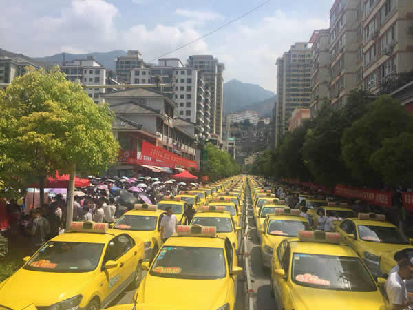 又是一年高考季，又到愛心送考時(shí)
